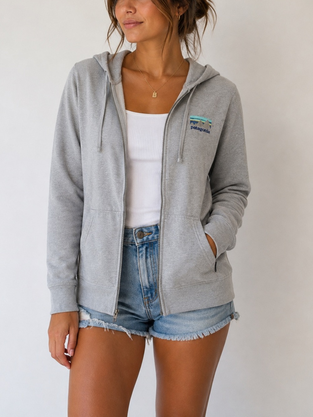 Patagonia Grey Zip Up Hoodie Logo Lightweight Outdoor Gorpcore Hiking Casual